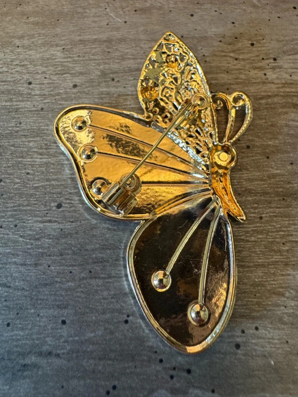 N/A elegant gold